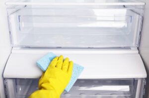 Manutenção preventiva da geladeira: 8 motivos para investir