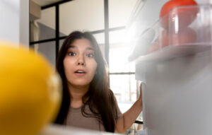 Alimentos congelando na parte debaixo: o que pode ser?